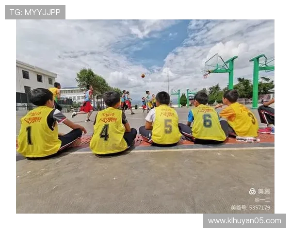 锦州姚明亮的奋斗故事与篮球梦想的追逐之路